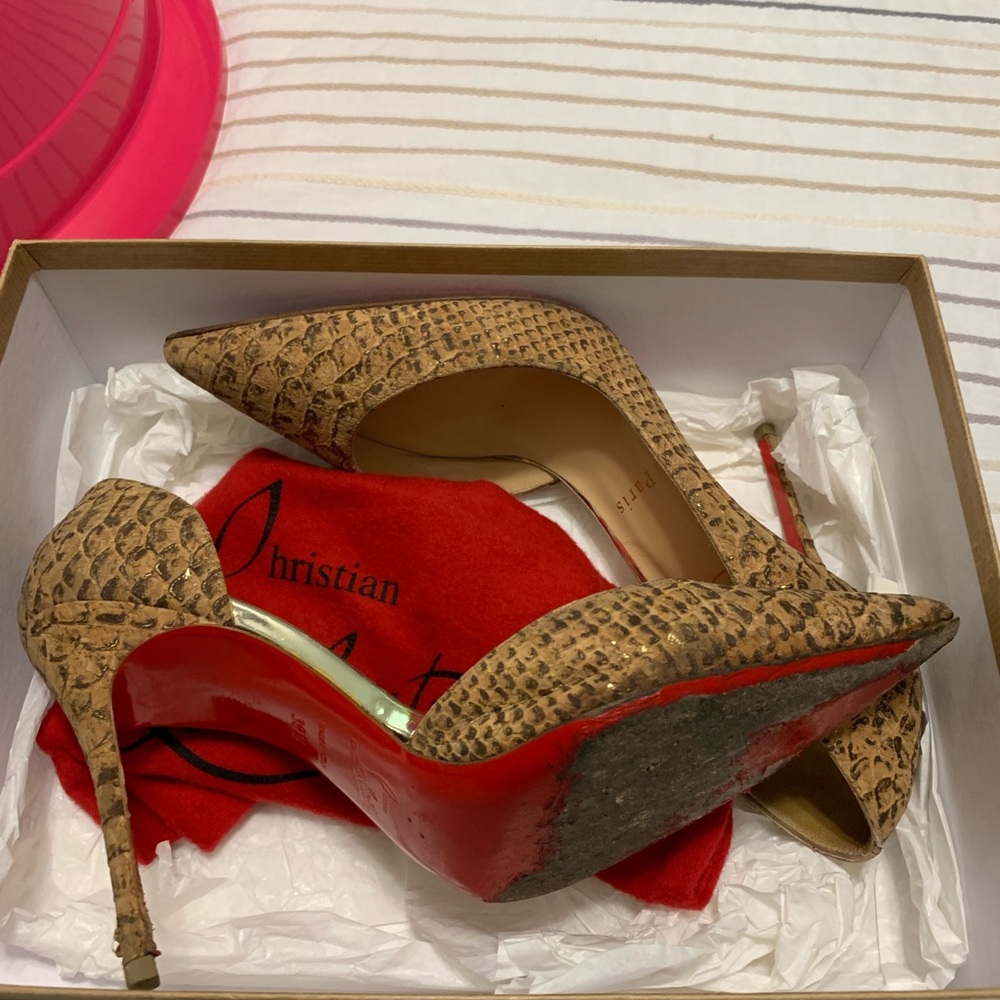 Cork Color Christian Louboutin